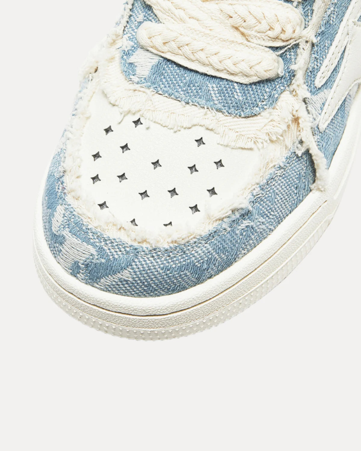 DENIM PATCH LOW SNEAKERS